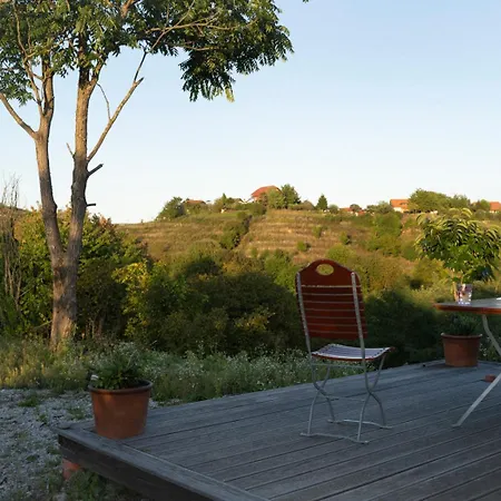 Romantisches Tiny House über den Weinbergen Apartamento Trzec