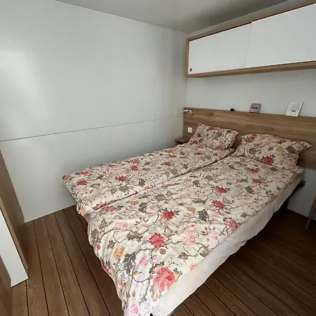 Romantisches Tiny House über den Weinbergen *