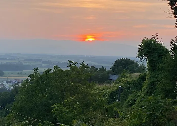 Apartamento Panoramablick 360 Grad In Den Weinbergen *